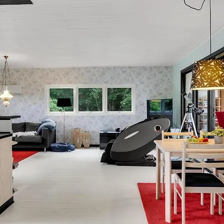 Beautiful In With Kitchen